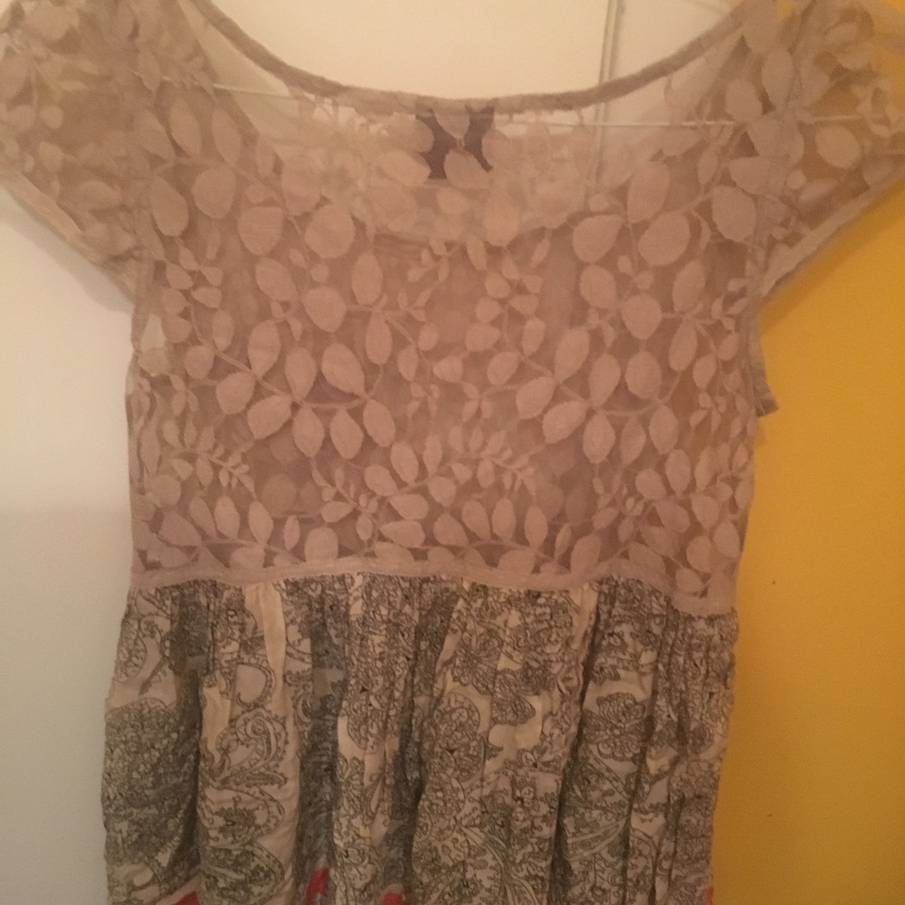Free people tunic with lace details